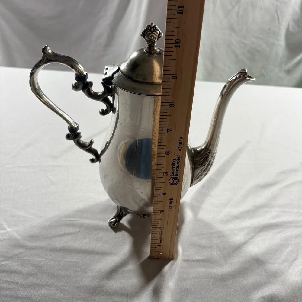 English Silver Mfg Corp Vintage Silver Plate Coffee Pot Footed Tea Server 10.5in